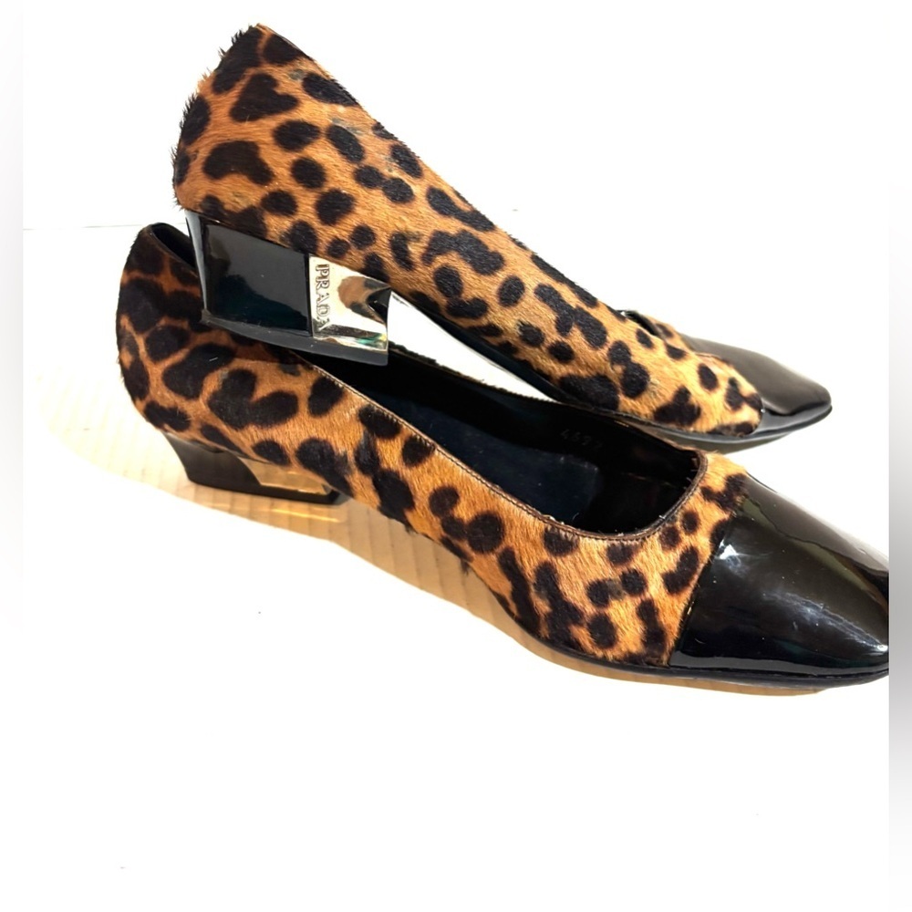 Prada ponytail pumps  brown animal print Women's Shoes with Black Accents - Picture 2 of 12